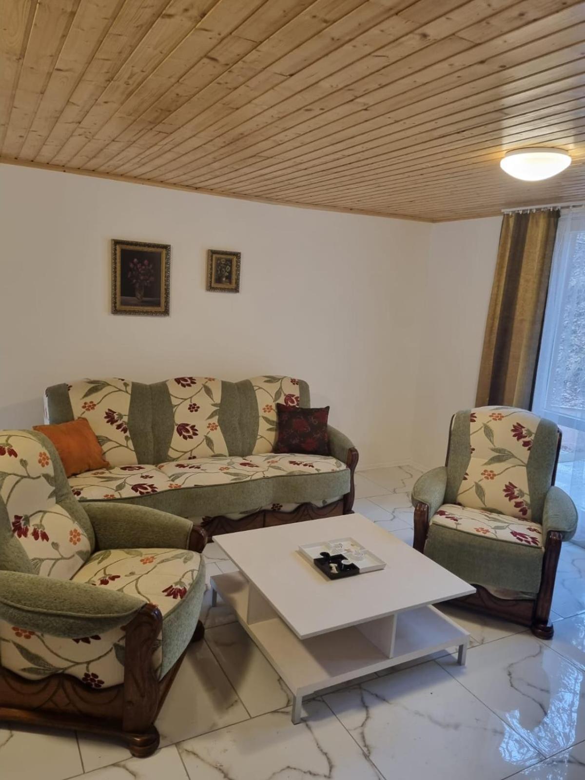 Pension Peklo Trutnov Esterno foto