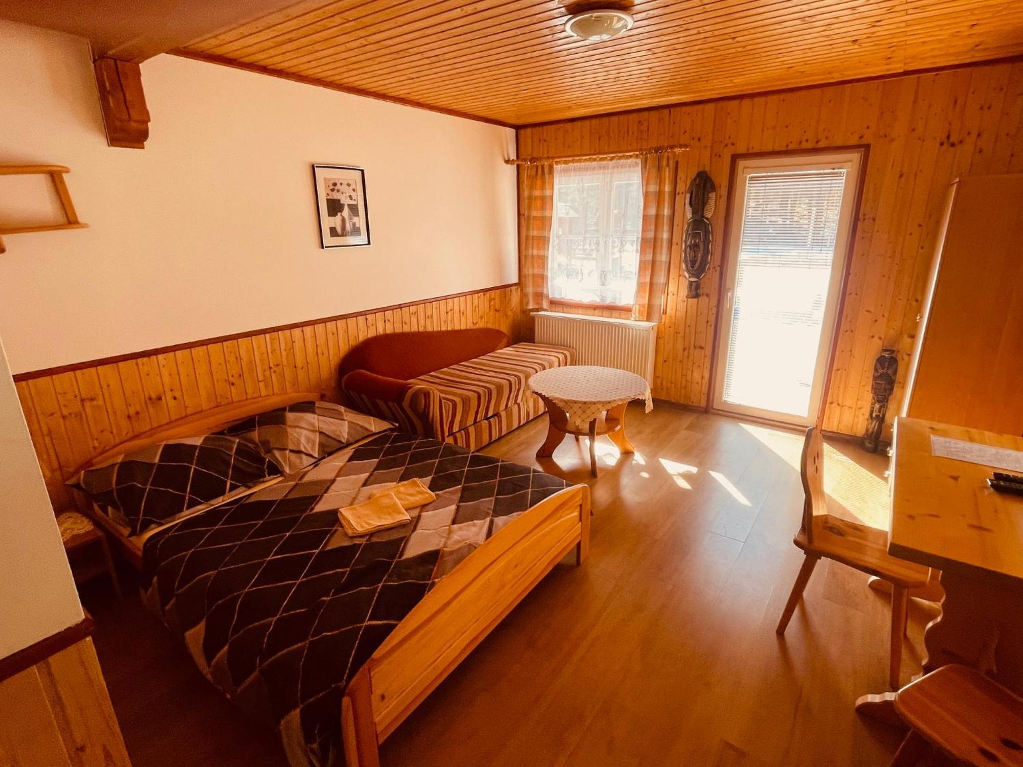 Pension Peklo Trutnov Esterno foto