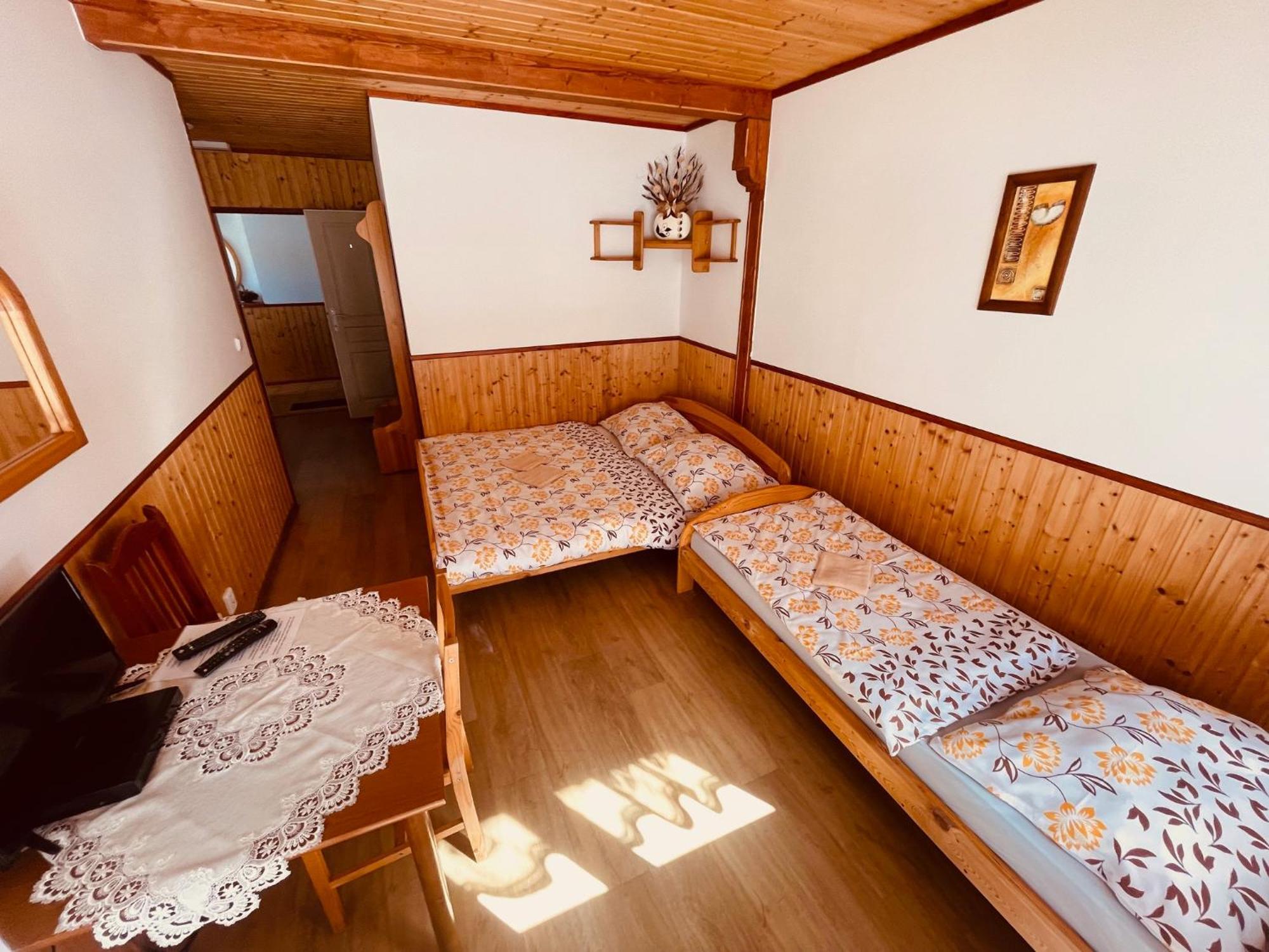 Pension Peklo Trutnov Esterno foto