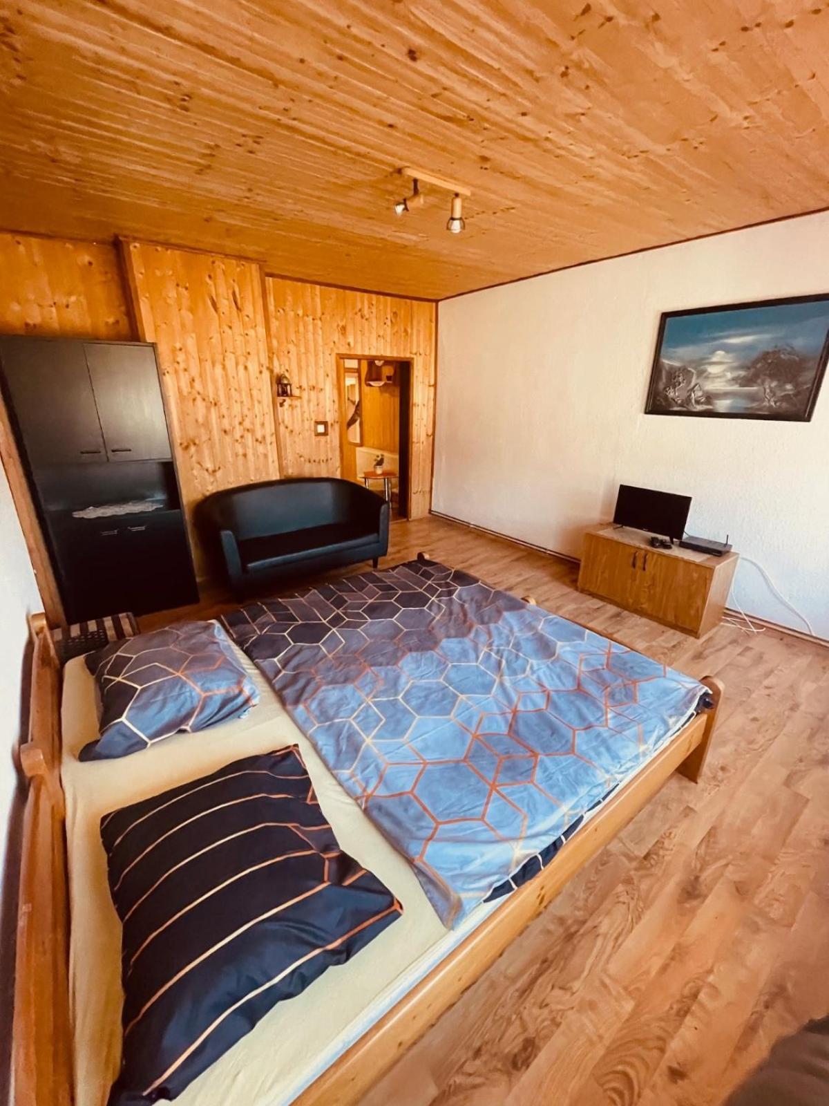 Pension Peklo Trutnov Esterno foto